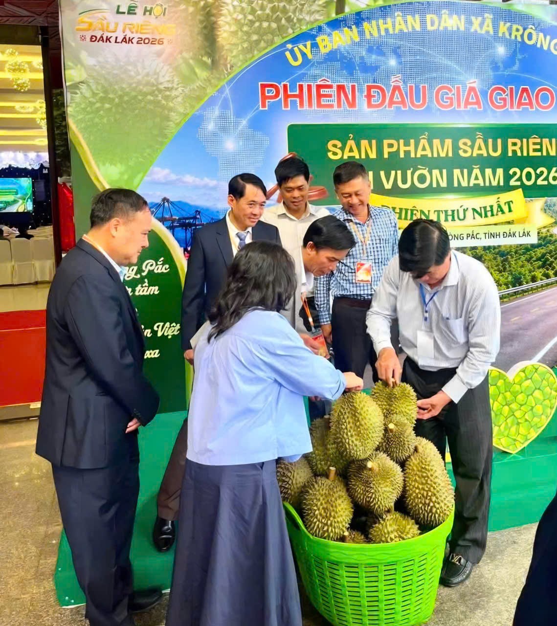 Đắk Lắk lần đầu tiên tổ chức phiên đấu giá giao dịch thành công lô sầu riêng gần 24 tỷ