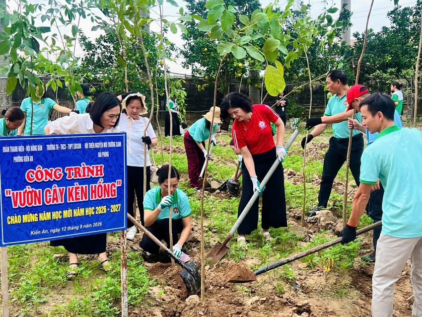 Trường Edison gieo mầm xanh, chào năm học mới