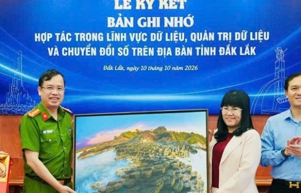 Đắk Lắk hợp tác Trung tâm Dữ liệu Quốc gia, thúc đẩy quản trị dữ liệu và chuyển đổi số