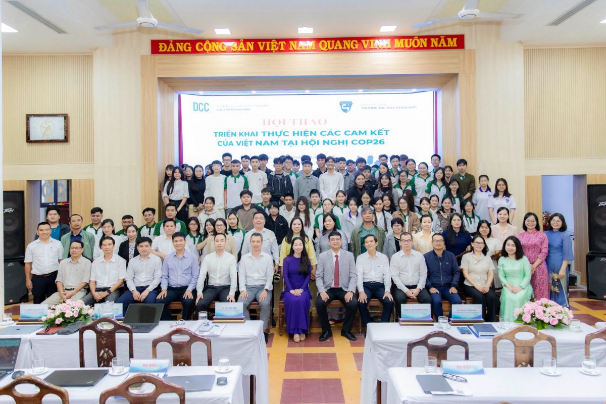 Hội thảo COP26 tại Đại học Khoa học, Đại học Huế thúc đẩy phát triển xanh và ứng phó biến đổi khí hậu.