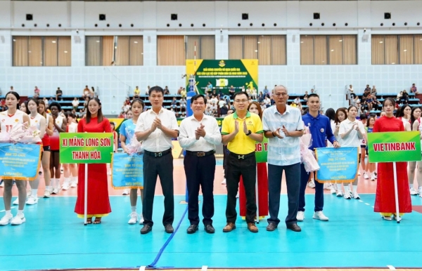 Bùng nổ tranh tài tại vòng 2 Giải Bóng chuyền vô địch Quốc gia Cúp Phân bón Cà Mau