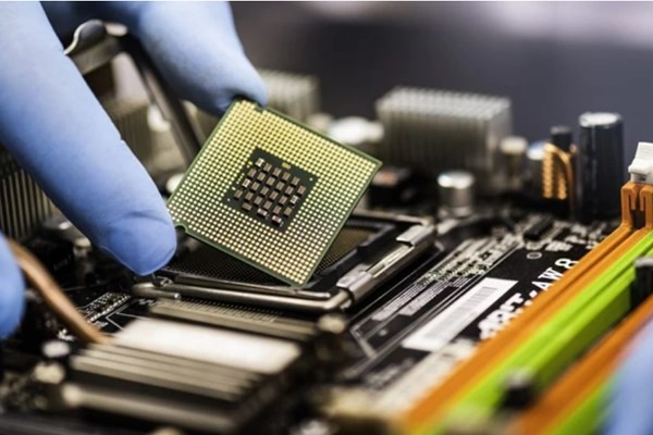 Hàn Quốc phát triển robot quản lý canh tác nông nghiệp bằng AI